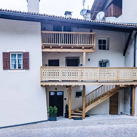 Amplatz 1523 - And Hotel Montagna